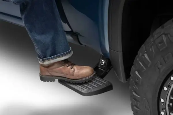 AMP Research 19-22 Chevrolet/GMC Silverado/Sierra 1500 Short Bed BedStep2 - Black image 4