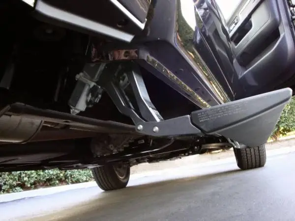 AMP Research 2013-2015 Dodge Ram 1500/2500/3500 All Cabs PowerStep Plug N Play - Black image 10