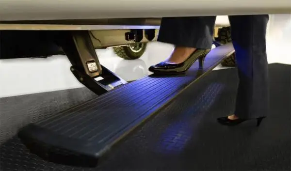 AMP Research 2020 Ford F150 /250/350/450 PowerStep Running Boards Plug N Play - Black image 5
