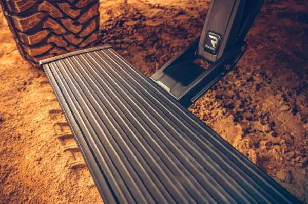 AMP Research 2019 Ram 2500 PowerStep Plug N Play - Black (Fits Gas Models Only - All Cabs) image 4