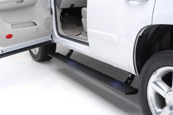 AMP Research 23-24 Chevrolet Colorado / GMC Canyon Crew Cab PowerStep Plug N Play - Black image 3