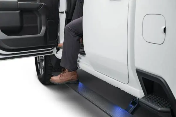 AMP Research 19-21 Chevy Silverado 1500 Crew Cab PowerStep Plug N Play - Black (w/OEM Illumination) image 2